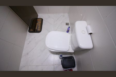 Casa à venda com 250m², 3 quartos e 2 vagas Casa à venda com 250m², 3 quartos e 2 vagasBanheiro 2