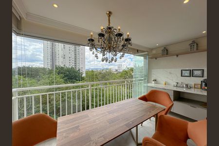 Varanda de apartamento à venda com 2 quartos, 63m² em Vila Anastácio, São Paulo