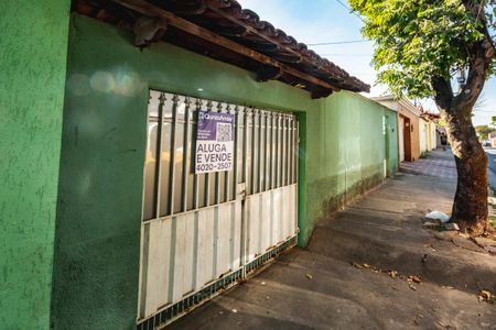 Casa à venda com 160m², 3 quartos e 2 vagasFachada 