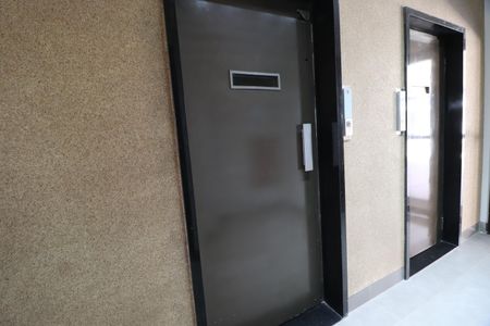 Apartamento para alugar com 110m², 3 quartos e 1 vagaElevadores