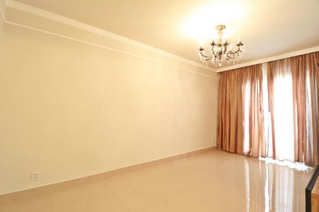 Apartamento para alugar com 110m², 3 quartos e 1 vagaSala