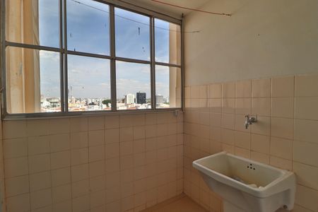 Apartamento para alugar com 110m², 3 quartos e 1 vagaÁrea de Serviço