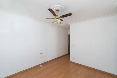 Sala de apartamento para alugar com 2 quartos, 50m² em Irajá, Rio de Janeiro