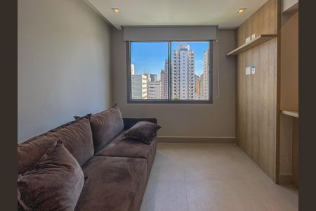 Sala de apartamento para alugar com 1 quarto, 42m² em Indianópolis, São Paulo