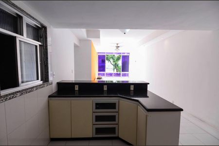 Apartamento à venda com 80m², 2 quartos e sem vagaCozinha