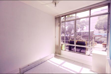 Apartamento à venda com 80m², 2 quartos e sem vagaQuarto 1