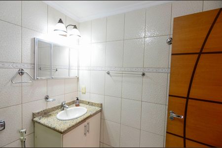 Apartamento à venda com 80m², 2 quartos e sem vagaBanheiro Social