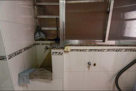 Apartamento à venda com 80m², 2 quartos e sem vagaÁrea de Serviço