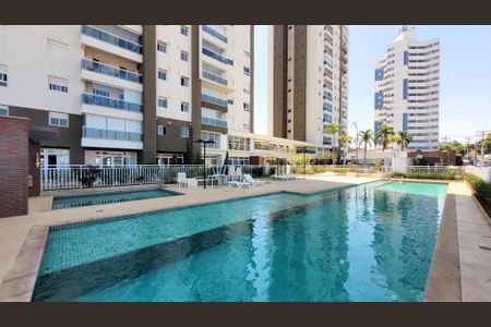 Apartamento à venda com 91m², 3 quartos e 2 vagas Apartamento à venda com 91m², 3 quartos e 2 vagasÁrea comum - Piscina
