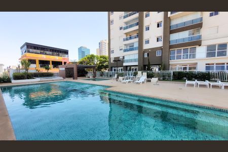 Apartamento à venda com 91m², 3 quartos e 2 vagas Apartamento à venda com 91m², 3 quartos e 2 vagasÁrea comum - Piscina