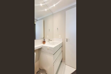 Apartamento à venda com 91m², 3 quartos e 2 vagas Apartamento à venda com 91m², 3 quartos e 2 vagasBanheiro da Suíte