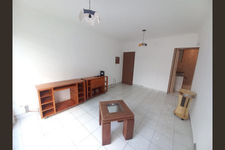 Sala de apartamento para alugar com 2 quartos, 74m² em Itararé, São Vicente