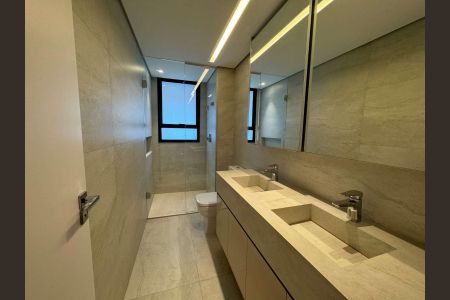 Apartamento à venda com 138m², 3 quartos e 3 vagas
