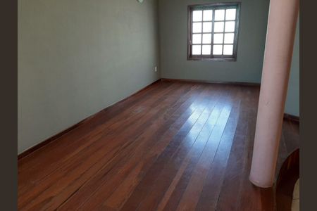 Casa à venda com 4 quartos, 220m² em Palmeiras, Belo Horizonte