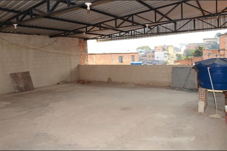 Casa para alugar com 250m², 2 quartos e 2 vagasTerraço