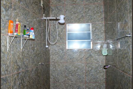 Casa para alugar com 250m², 2 quartos e 2 vagasBanheiro