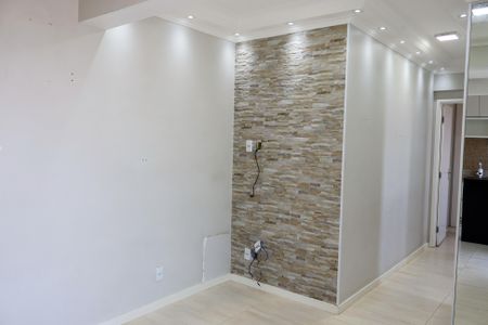 sala de apartamento para alugar com 2 quartos, 48m² em Padroeira, Osasco