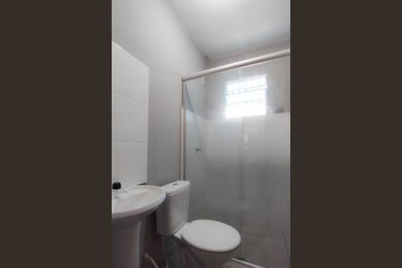 Casa de condomínio para alugar com 58m², 2 quartos e sem vaga Casa de condomínio para alugar com 58m², 2 quartos e sem vagaBanheiro