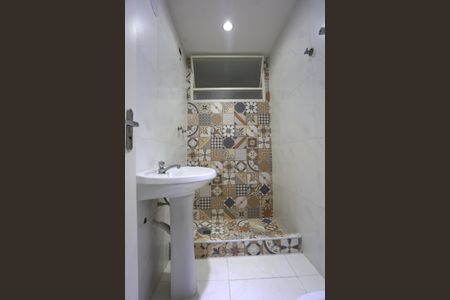 Apartamento à venda com 100m², 3 quartos e 1 vaga Apartamento à venda com 100m², 3 quartos e 1 vagaBanheiro da Suíte