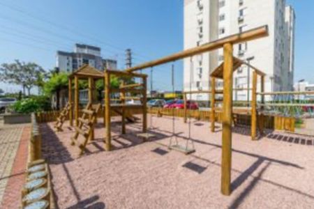 Apartamento para alugar com 60m², 2 quartos e 1 vaga Apartamento para alugar com 60m², 2 quartos e 1 vagaÁrea comum - Playground