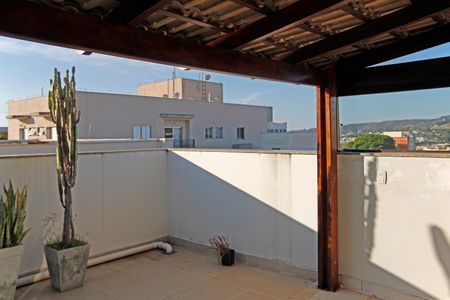 Apartamento para alugar com 160m², 2 quartos e 1 vagaÁrea comum