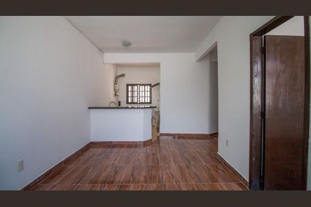 Sala de casa para alugar com 2 quartos, 85m² em Praça da Bandeira, Rio de Janeiro