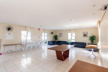 Apartamento à venda com 58m², 2 quartos e 1 vaga Apartamento à venda com 58m², 2 quartos e 1 vagaÁrea comum - Salão de festas