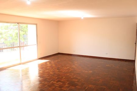 Sala de apartamento para alugar com 3 quartos, 140m² em Santo Antônio, São Caetano do Sul