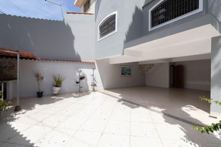 Casa à venda com 176m², 3 quartos e 4 vagasGaragem