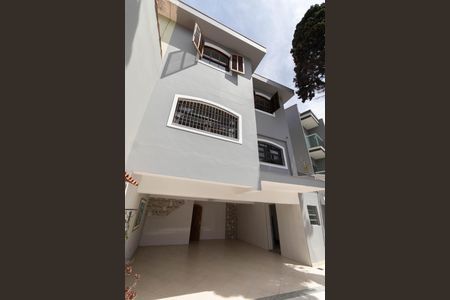 Casa à venda com 176m², 3 quartos e 4 vagasFachada Interna