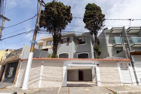 Casa à venda com 176m², 3 quartos e 4 vagasFachada