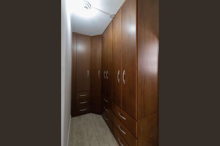 Casa à venda com 176m², 3 quartos e 4 vagasCloset Suíte