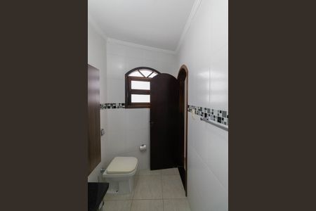 Casa à venda com 176m², 3 quartos e 4 vagasBanheiro da Suíte