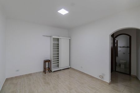 Casa à venda com 176m², 3 quartos e 4 vagasSuíte