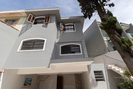 Casa à venda com 176m², 3 quartos e 4 vagasFachada Interna