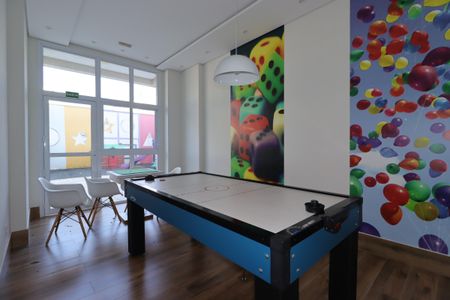 Apartamento à venda com 75m², 2 quartos e 2 vagasÁrea Comum - Salão de Jogos