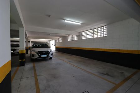 Apartamento à venda com 75m², 2 quartos e 2 vagasGaragem