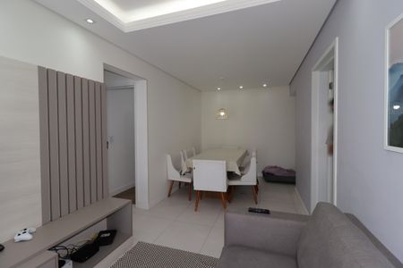 Apartamento à venda com 75m², 2 quartos e 2 vagasSala