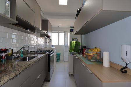 Apartamento à venda com 75m², 2 quartos e 2 vagasCozinha