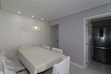 Apartamento à venda com 75m², 2 quartos e 2 vagasSala