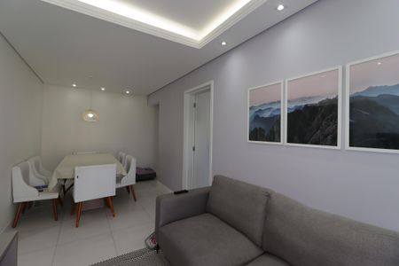 Apartamento à venda com 75m², 2 quartos e 2 vagasSala