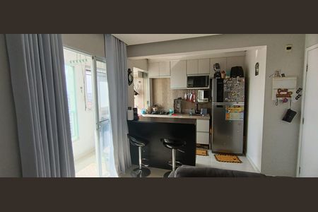 Sala/Cozinha de apartamento para alugar com 2 quartos, 48m² em Padroeira, Osasco
