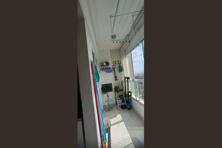Varanda de apartamento para alugar com 2 quartos, 48m² em Padroeira, Osasco