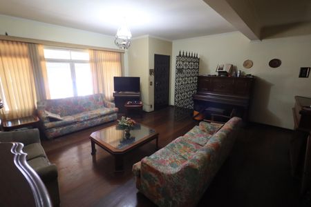 Sala de casa à venda com 3 quartos, 220m² em Vila Yara, Osasco