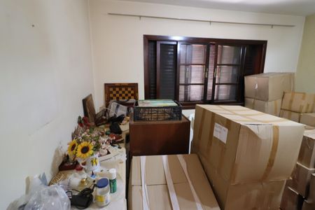 Casa à venda com 220m², 3 quartos e 3 vagasSuíte 1