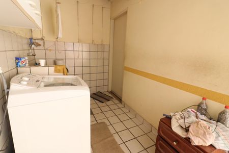 Casa à venda com 220m², 3 quartos e 3 vagasÁrea de Serviço