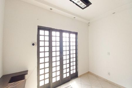 Sala de casa à venda com 3 quartos, 295m² em Jardim Garcia, Campinas