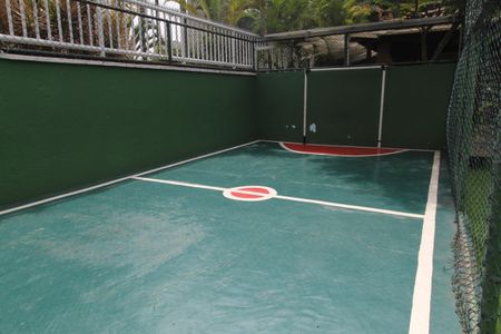 Apartamento à venda com 71m², 2 quartos e 1 vagaÁrea comum