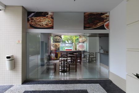 Apartamento à venda com 71m², 2 quartos e 1 vagaÁrea comum