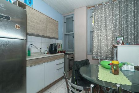 Cozinha de apartamento para alugar com 1 quarto, 31m² em Floresta, Porto Alegre